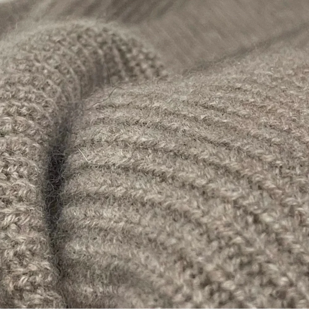 Brunello Cucinelli 100% cashmere cardigan - Picture 4 of 15